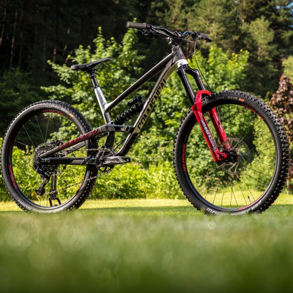 commencal clash origin suspension bike 2019