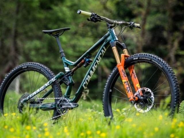 commencal clash fox sand