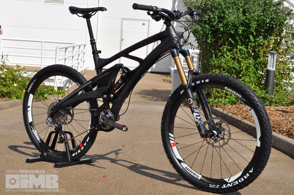 locking bike rack for garage