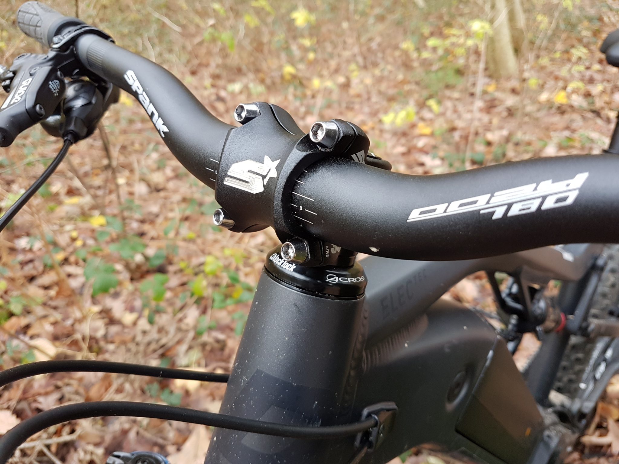 spank mountain bike handlebars