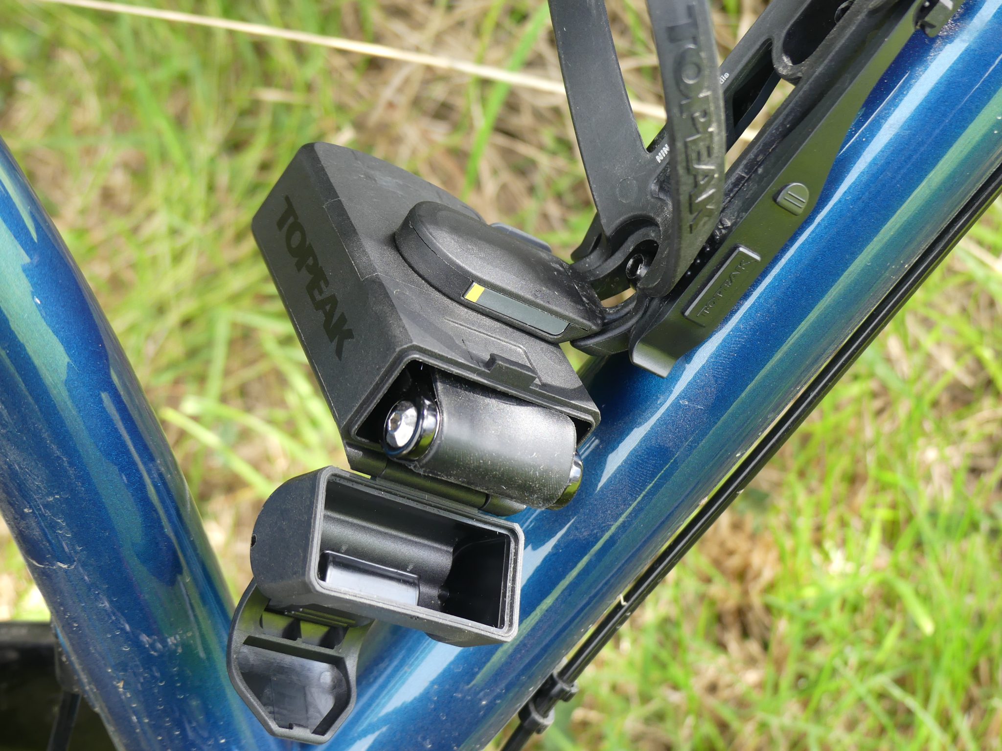 bottle cage with multi tool