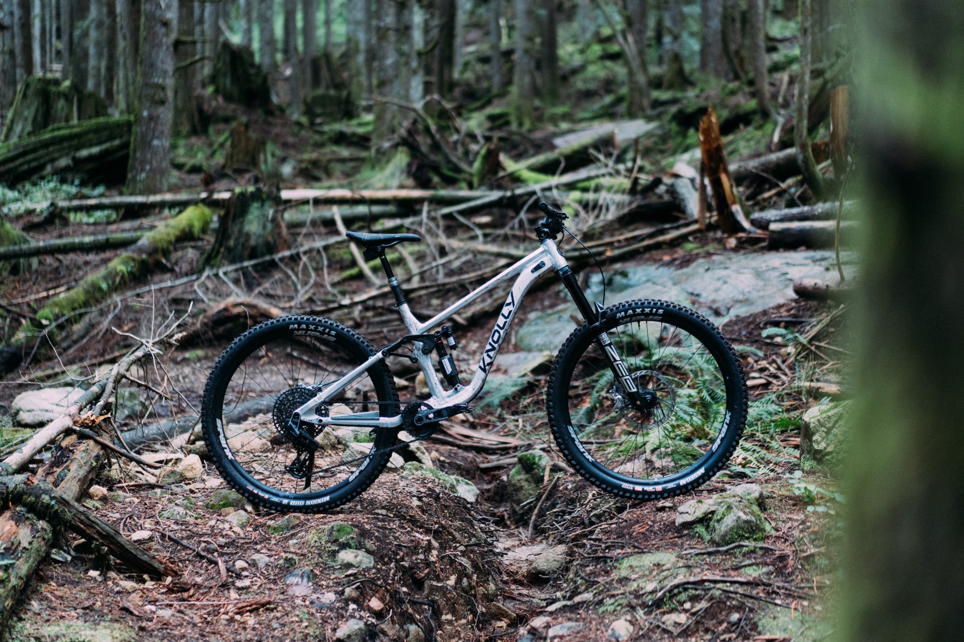 Knolly Bikes NEW Chilcotin | IMB | Free Mountain Bike Magazine Online